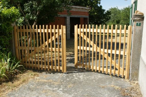 clôture ganivelle portails Kastané artisan bois châtaignier